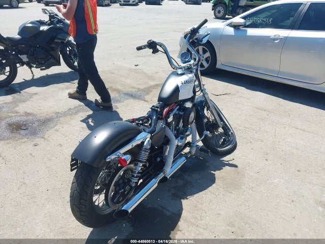Harley-Davidson Xl1200 V