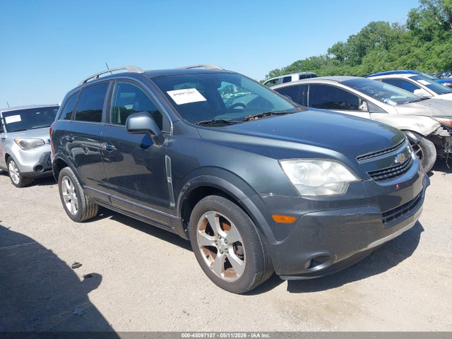 Salvage Chevrolet Captiva Image