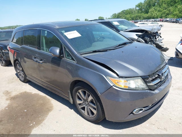 Salvage Honda Odyssey Image