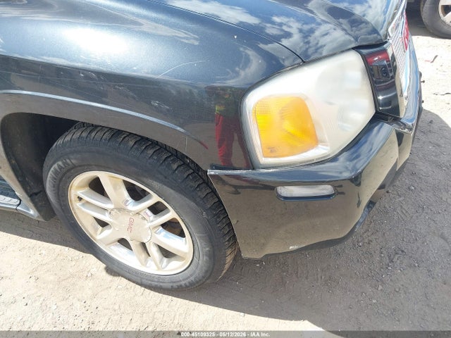 GMC Envoy Denali