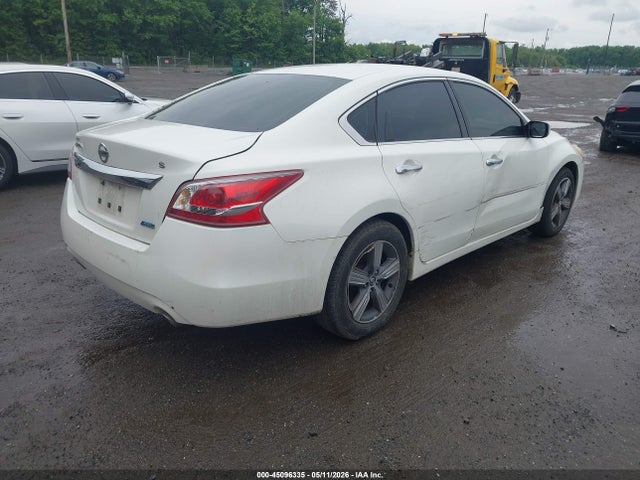 Nissan Altima 2.5 S