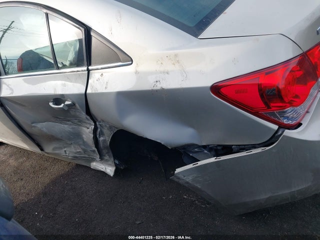Chevrolet Cruze 1lt Auto