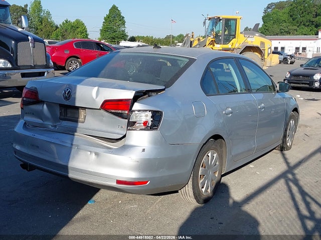 Volkswagen Jetta 1.4t S