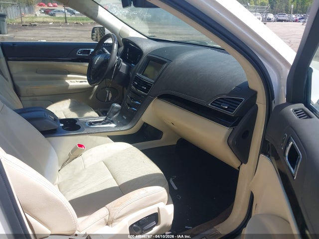 Lincoln MKT