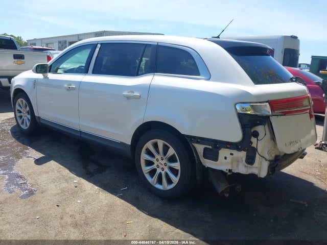 Lincoln MKT