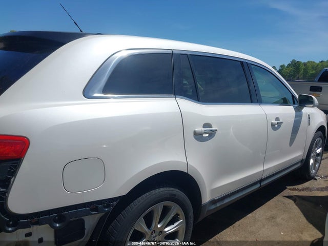Lincoln MKT