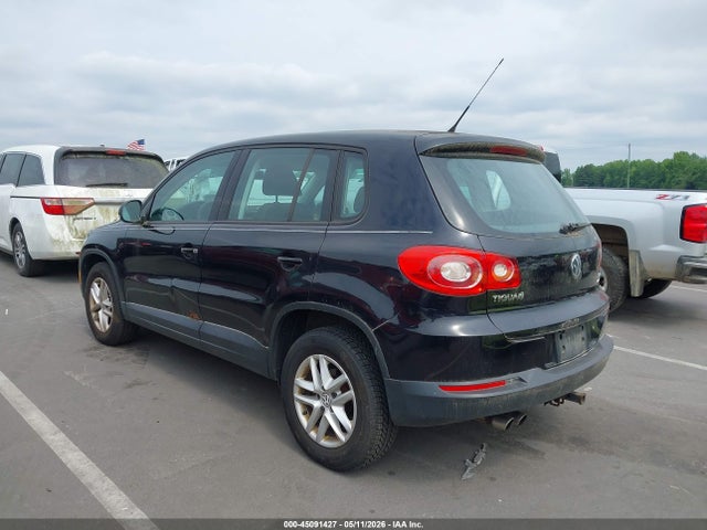 Volkswagen Tiguan S