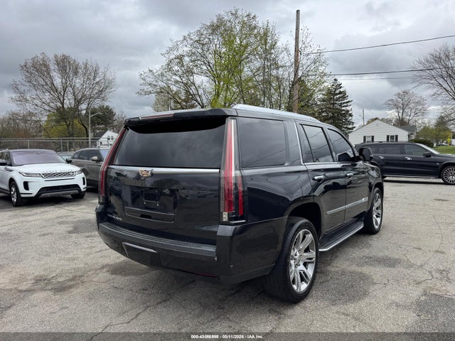 Cadillac Escalade Luxury