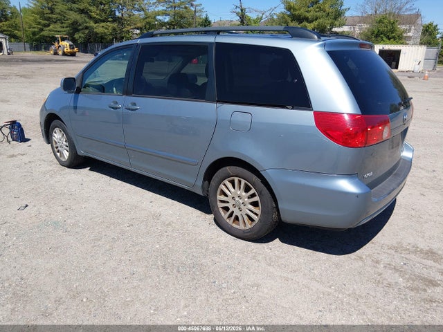Toyota Sienna Xle