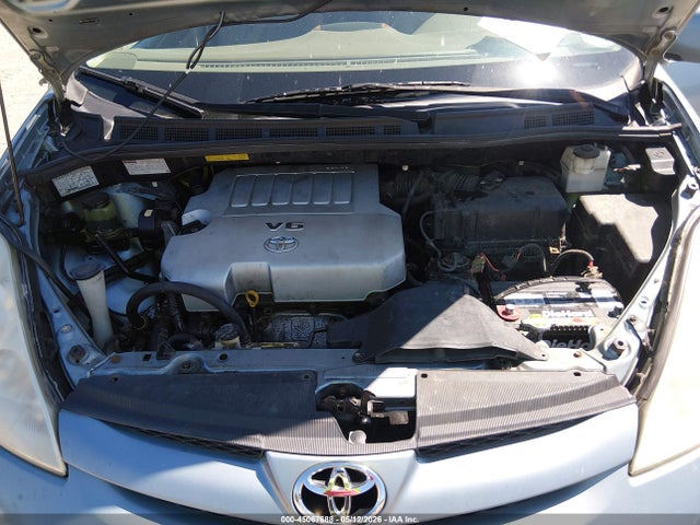 Toyota Sienna Xle