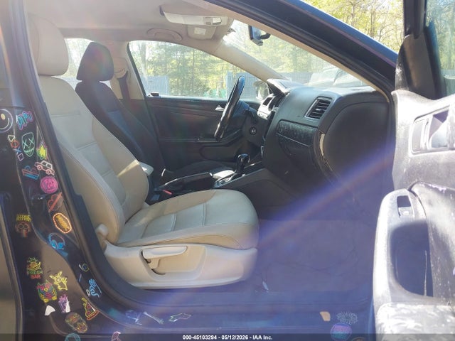 Volkswagen Jetta 2.5l Se