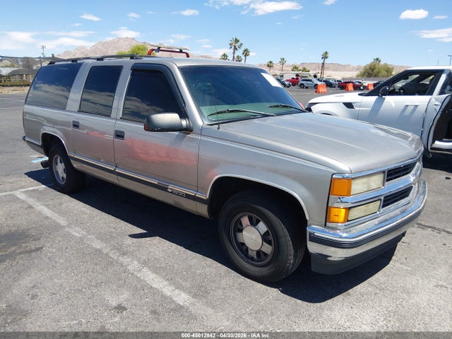 Salvage Chevrolet Suburban 1500 Image