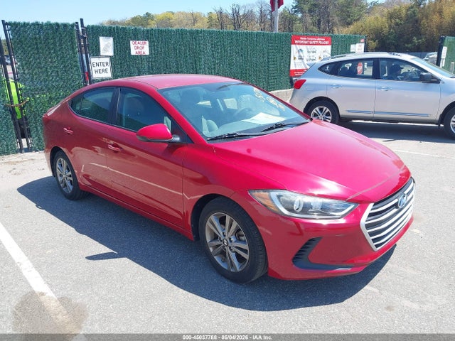 Salvage Hyundai ELANTRA Image