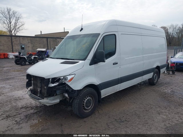 Mercedes-Benz Sprinter 2500 High Roof I4