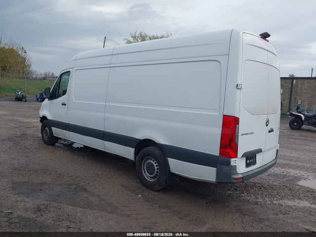 Mercedes-Benz Sprinter 2500 High Roof I4