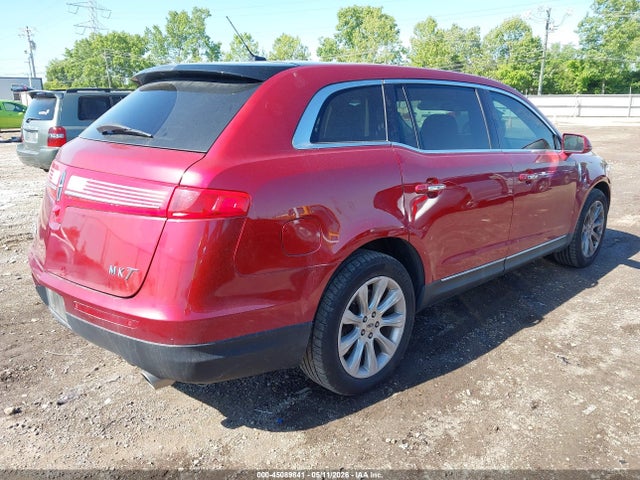 Lincoln MKT