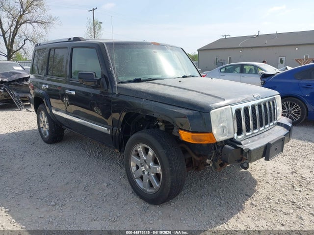 Salvage Jeep Commander Image