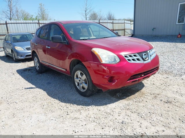 Salvage Nissan Rogue Image