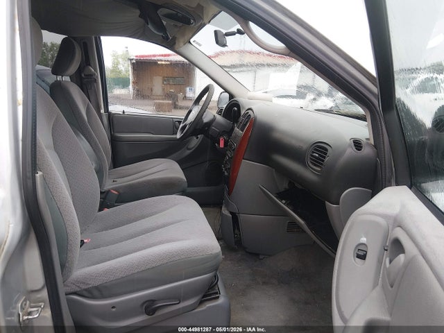 Chrysler Town & Country Lx