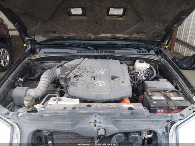 Toyota 4Runner Limited V6