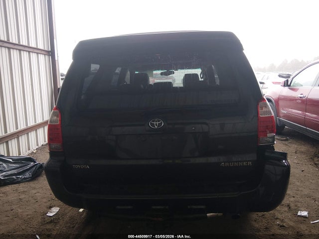 Toyota 4Runner Limited V6