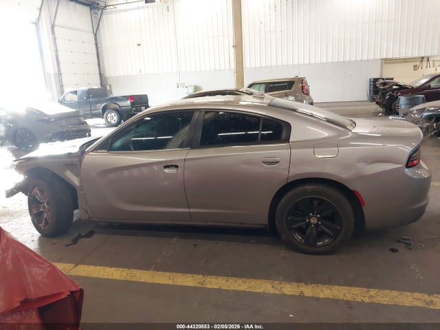 Dodge Charger Sxt Rwd