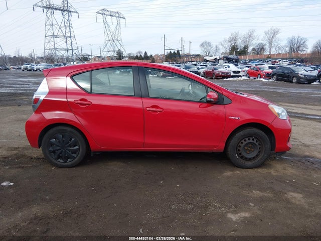 Toyota Prius c Two