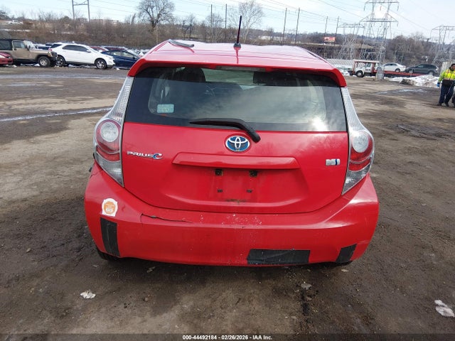 Toyota Prius c Two