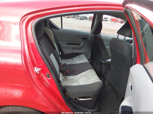 Toyota Prius c Two