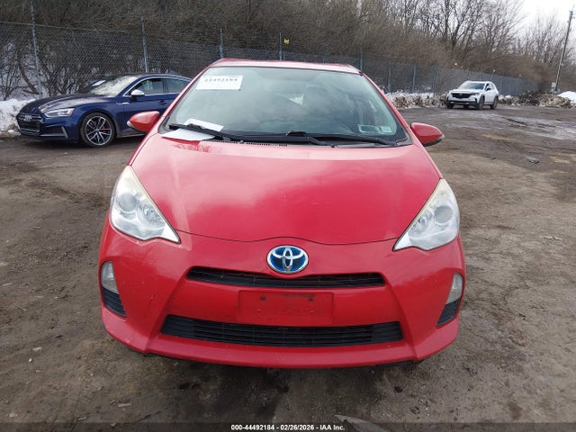 Toyota Prius c Two