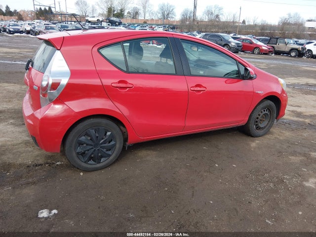 Toyota Prius c Two