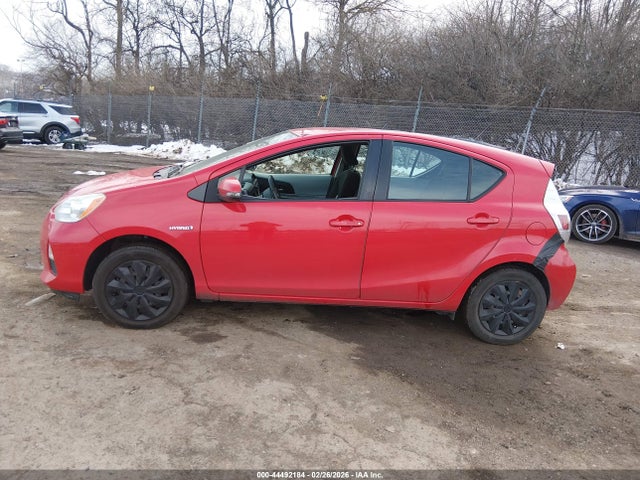 Toyota Prius c Two