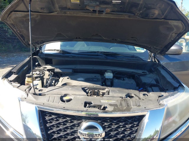 Nissan Pathfinder S