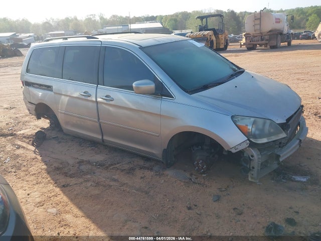 Salvage Honda Odyssey Image