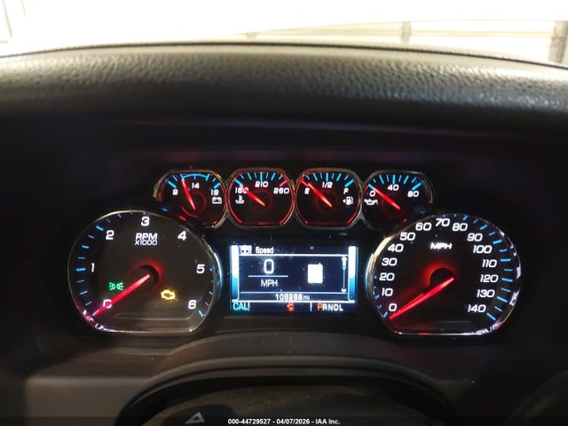 Chevrolet Suburban Lt