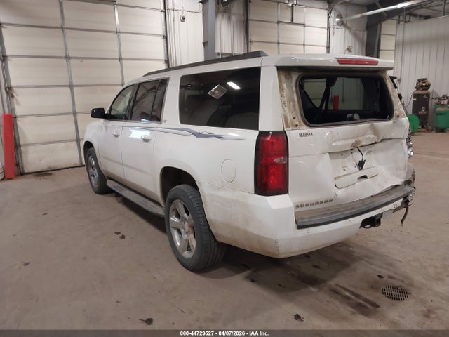 Chevrolet Suburban Lt