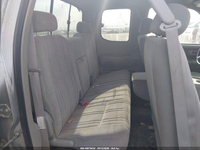 Toyota Tundra Sr5 V8