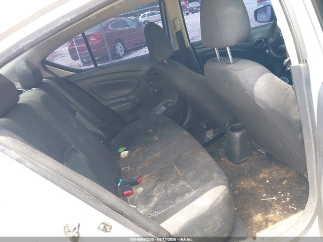 Nissan Versa 1.6 S+