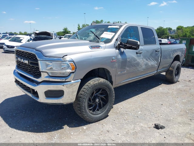 Ram 3500 Tradesman  4x4 8' Box