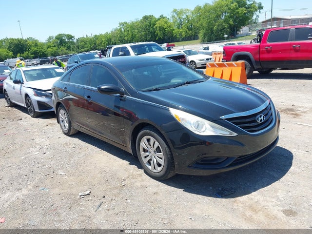 Salvage Hyundai SONATA Image