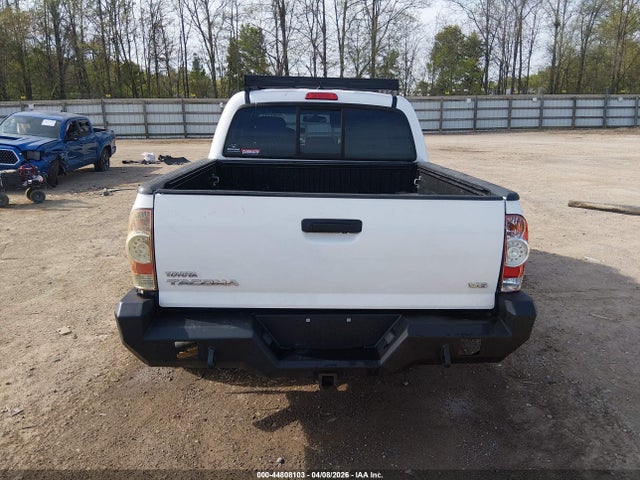 Toyota Tacoma Base V6