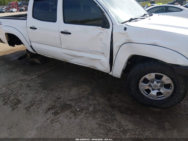 Toyota Tacoma Base V6
