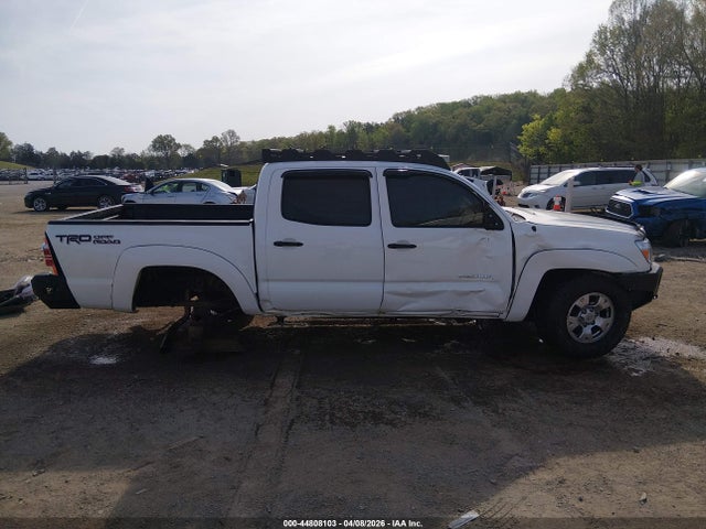 Toyota Tacoma Base V6