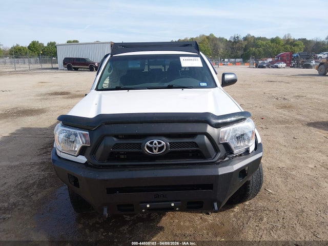 Toyota Tacoma Base V6