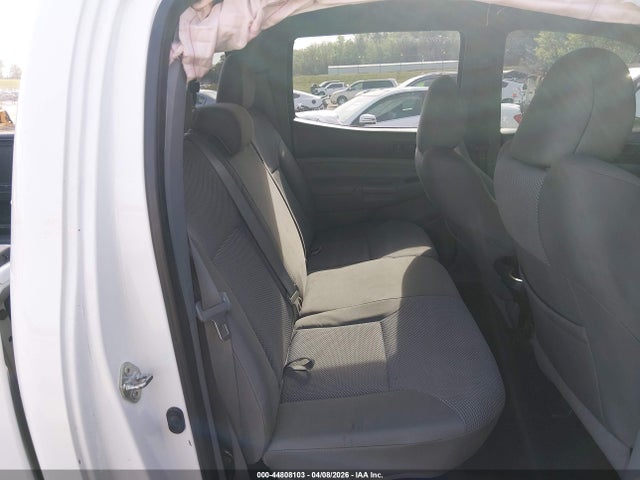 Toyota Tacoma Base V6
