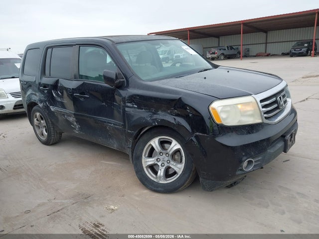 Salvage Honda Pilot Image