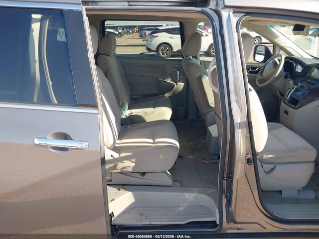 Nissan Quest Sv