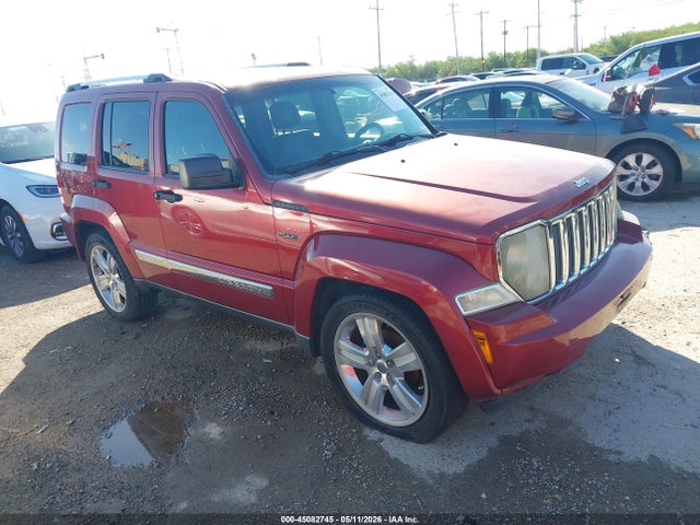 Salvage Jeep Liberty Image
