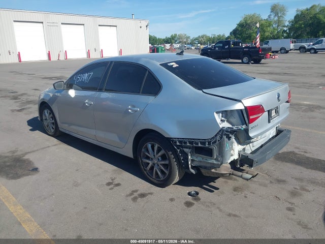 Volkswagen Jetta 1.8t Se