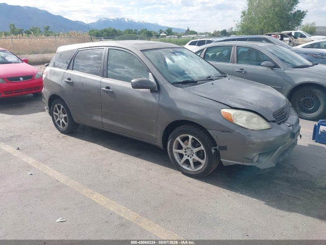 Salvage Toyota Matrix Image